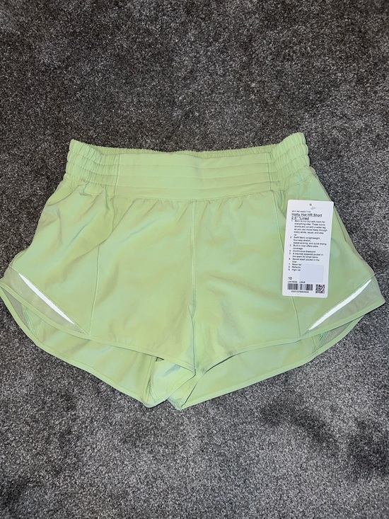 lululemon athletica Pants - Lululemon Hotty Hot HR Short 2.5” Lined